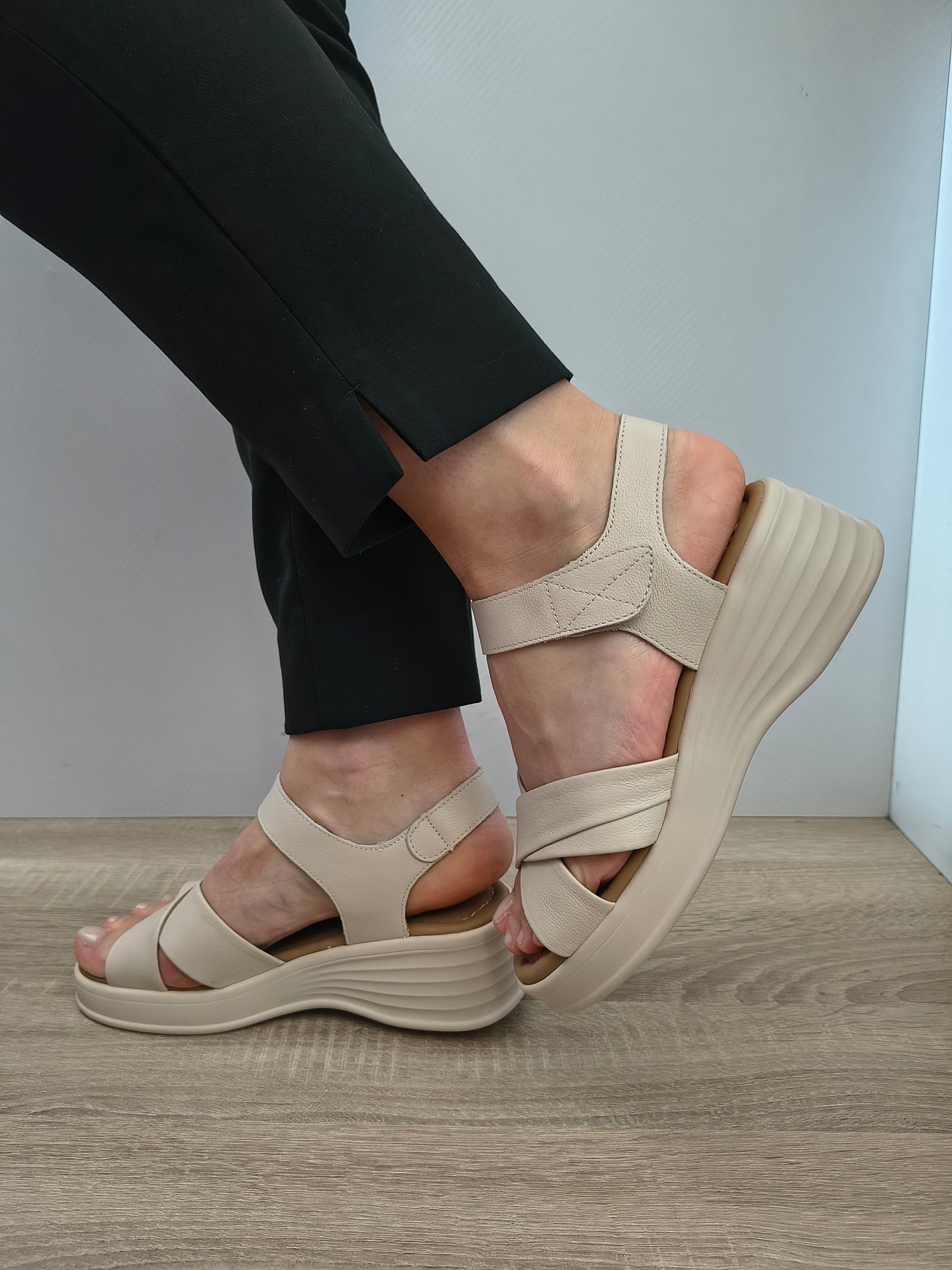 Sandale Casual Damă Formazione 5013 Crem - Piele Naturală