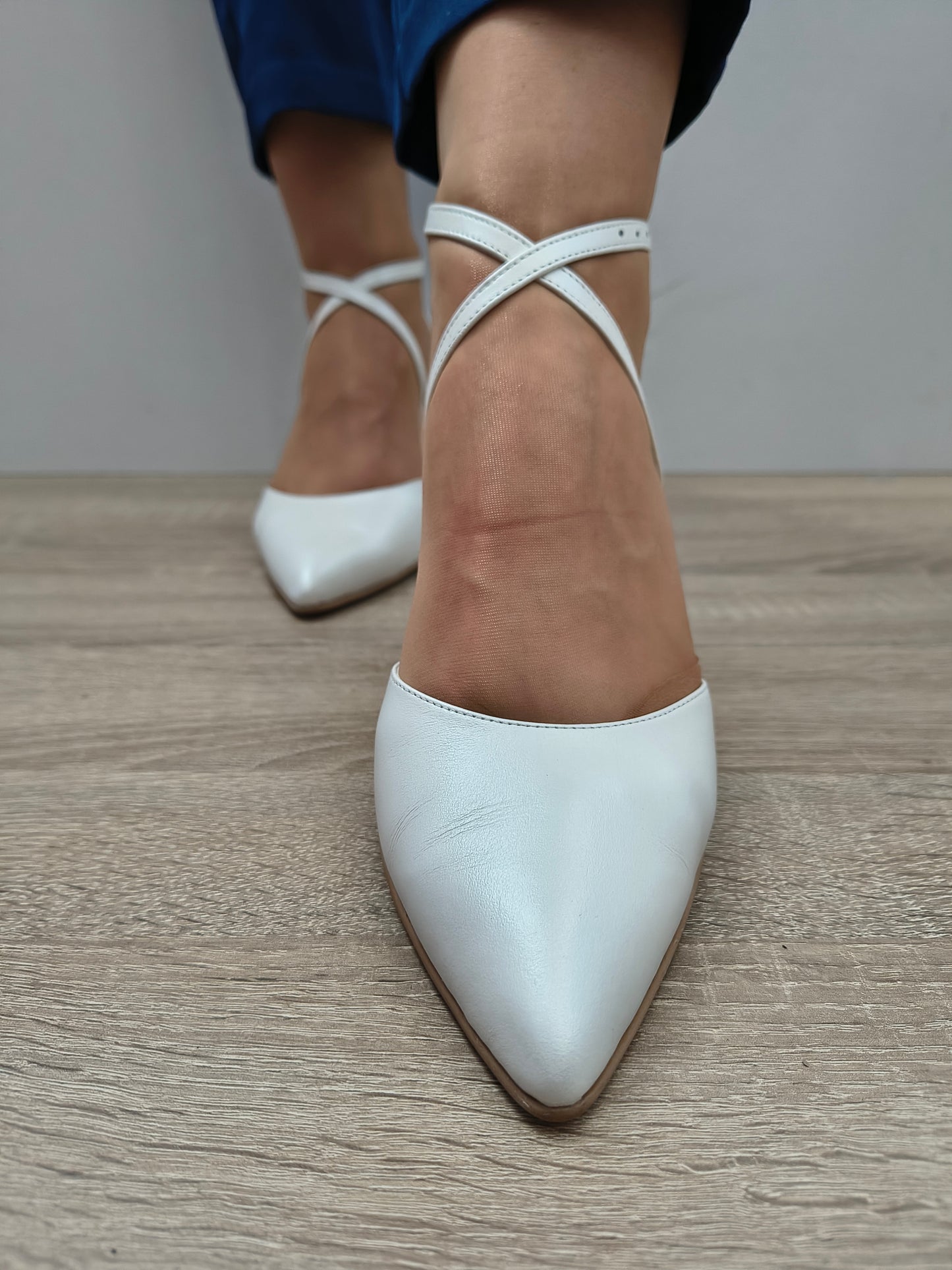 Pantofi Decupati Damă Antonio 12420 Alb Sidef - Piele Naturală