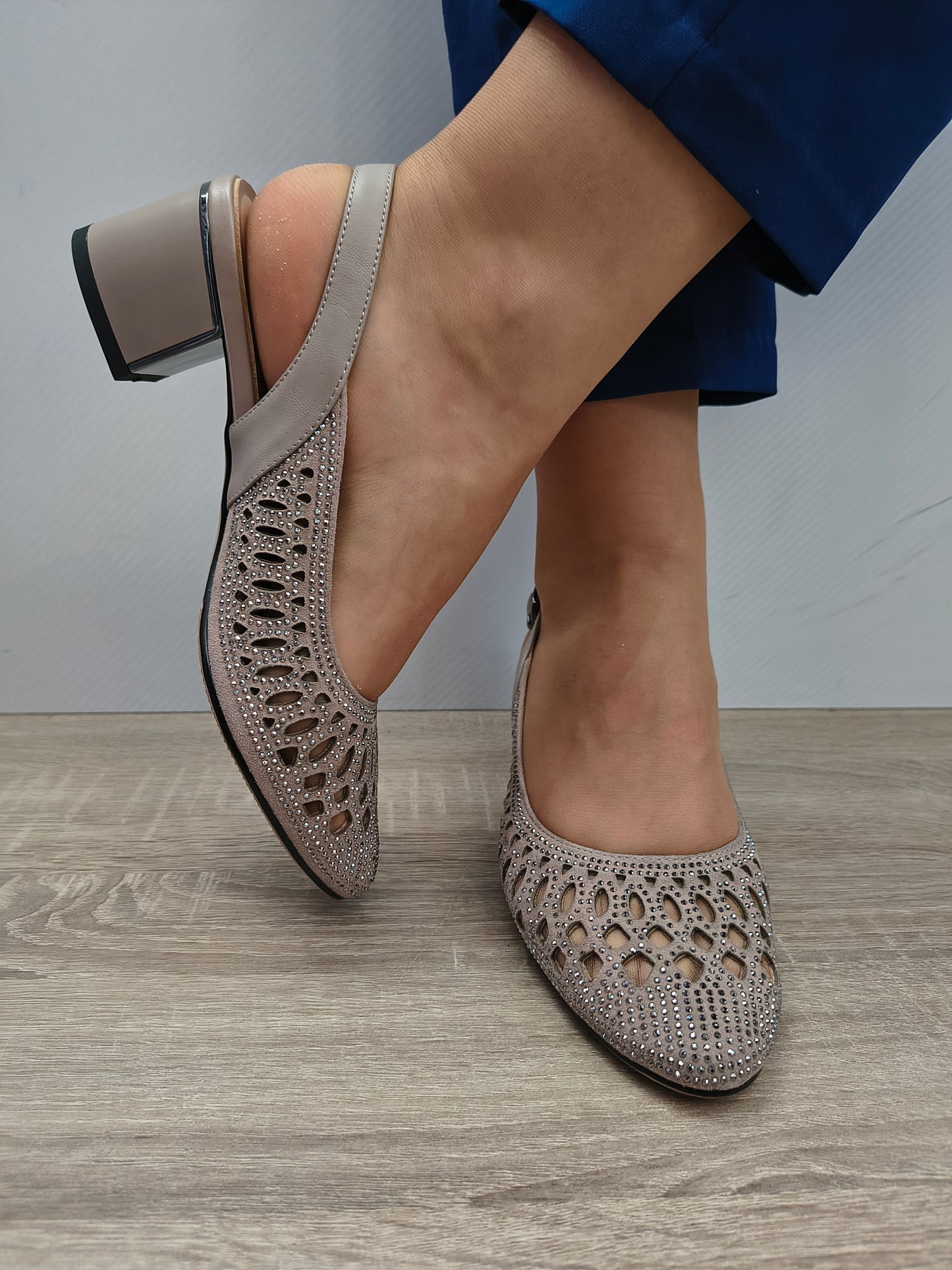 Sandale Elegante Damă Karisma 40012F 03-I Apricot Velur - Piele Naturală Întoarsă
