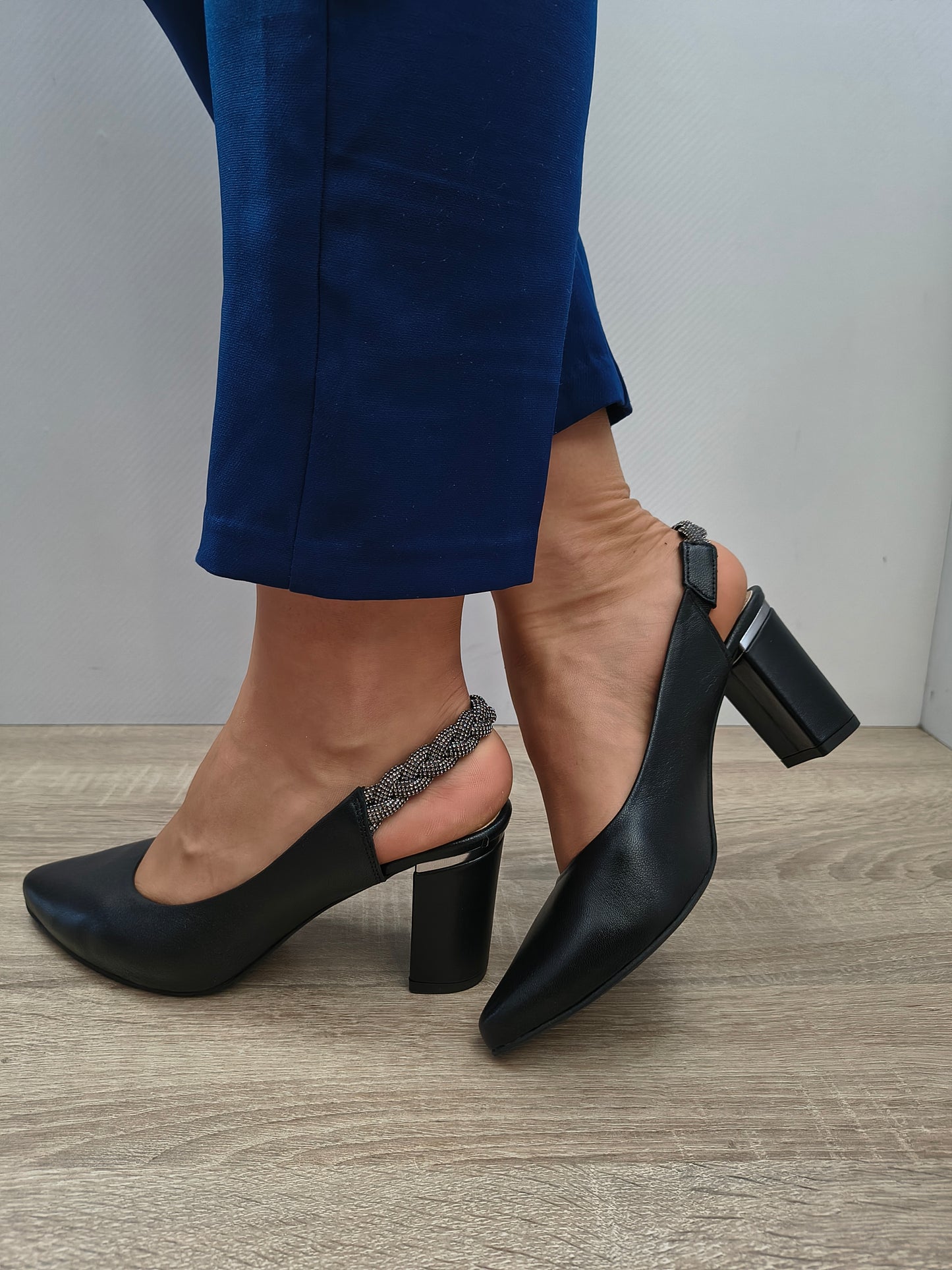 Sandale Elegante Damă Aga 1570 39 Negru - Piele Naturală