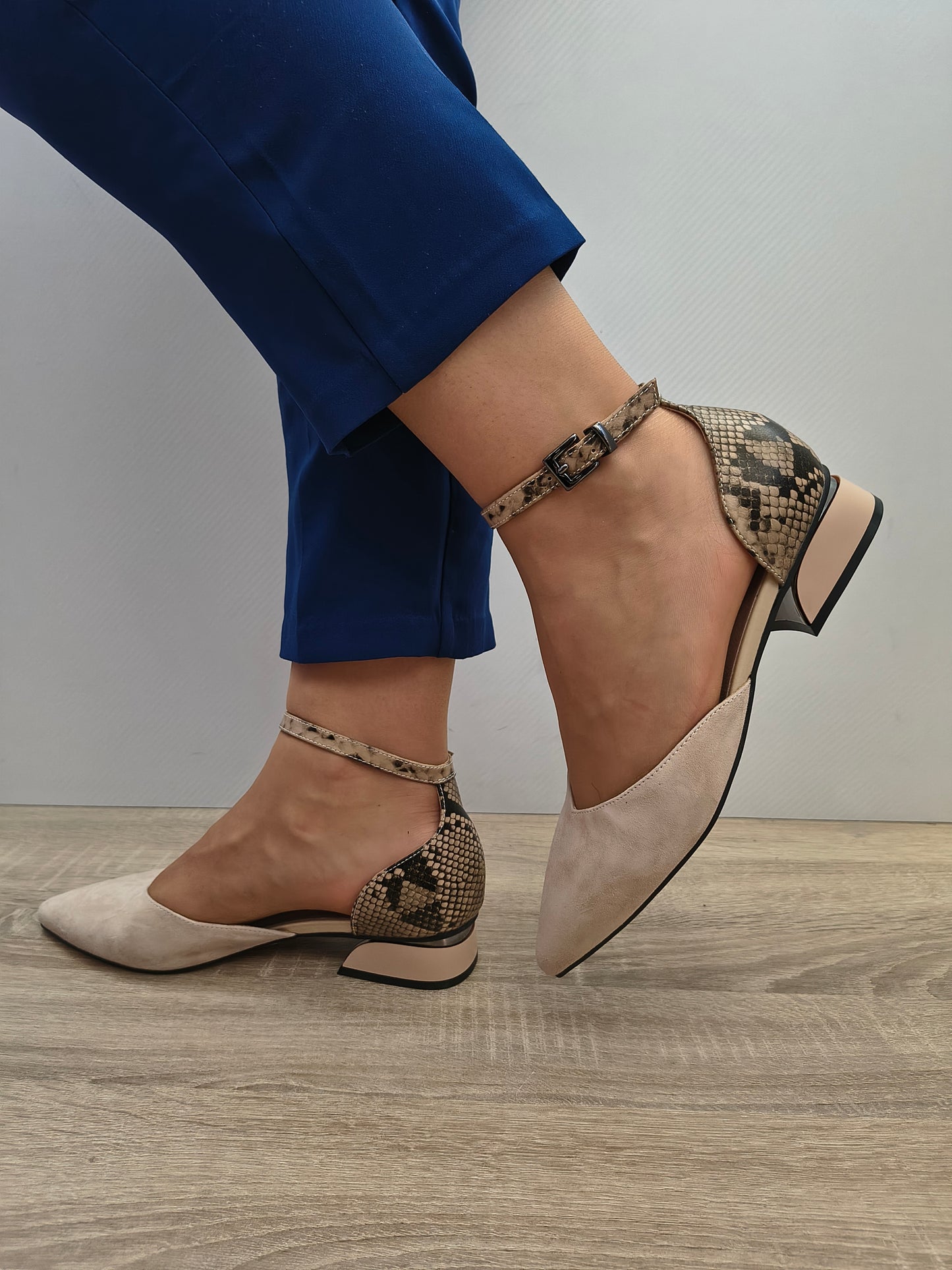 Sandale Elegante Damă Karisma 80006C 03-I Bej Velur/maro Croco - Piele Naturală Întoarsă + Piele Naturală