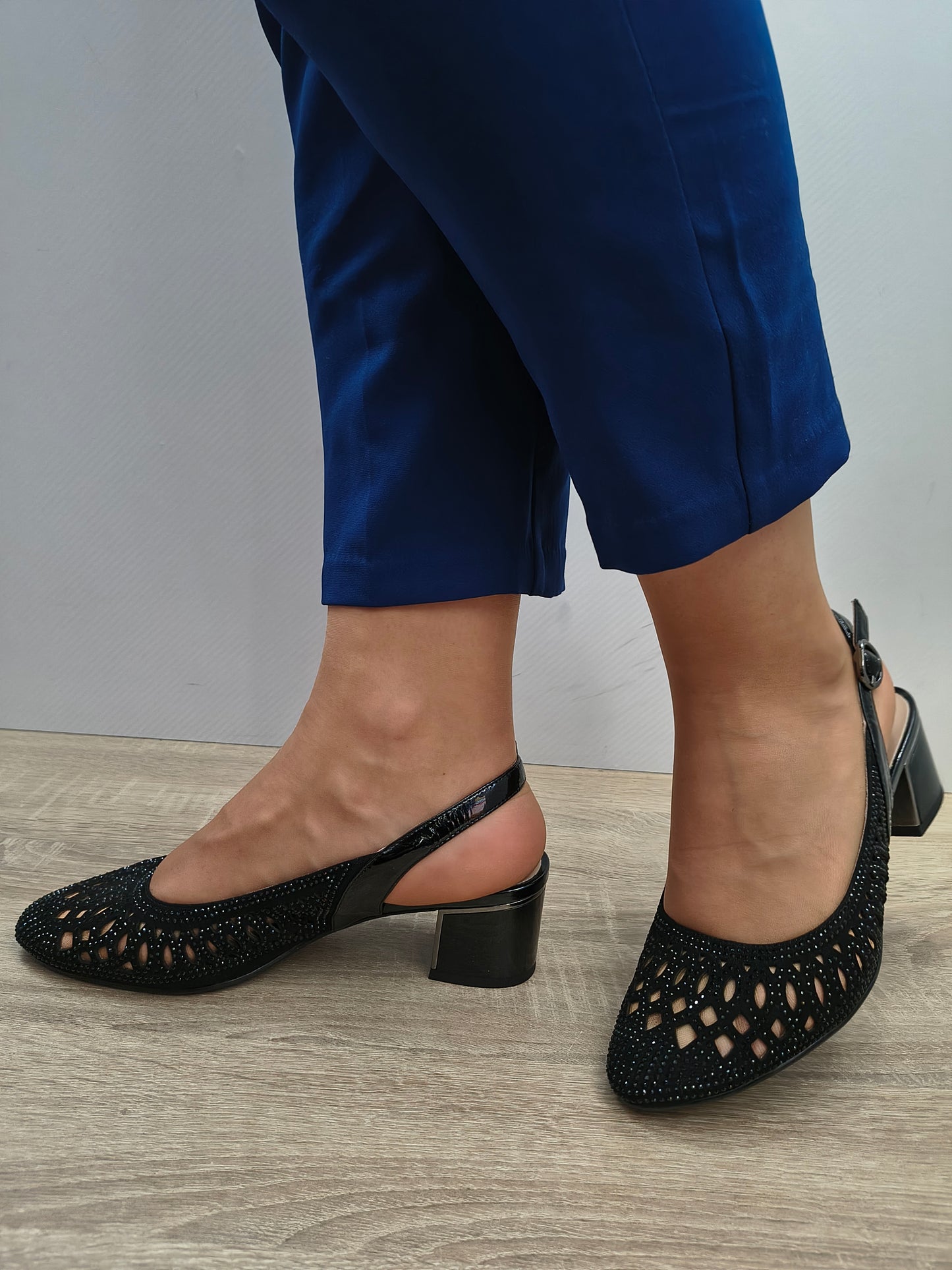 Sandale Elegante Damă Epica 40012N 01-I Negru Velur - Piele Naturală Întoarsă
