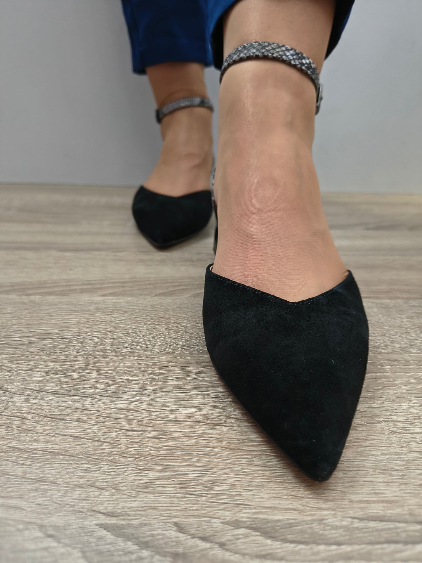 Sandale Elegante Damă Karisma 80006B 01-I Negru Velur/croco - Piele Naturală Întoarsă + Piele Naturală