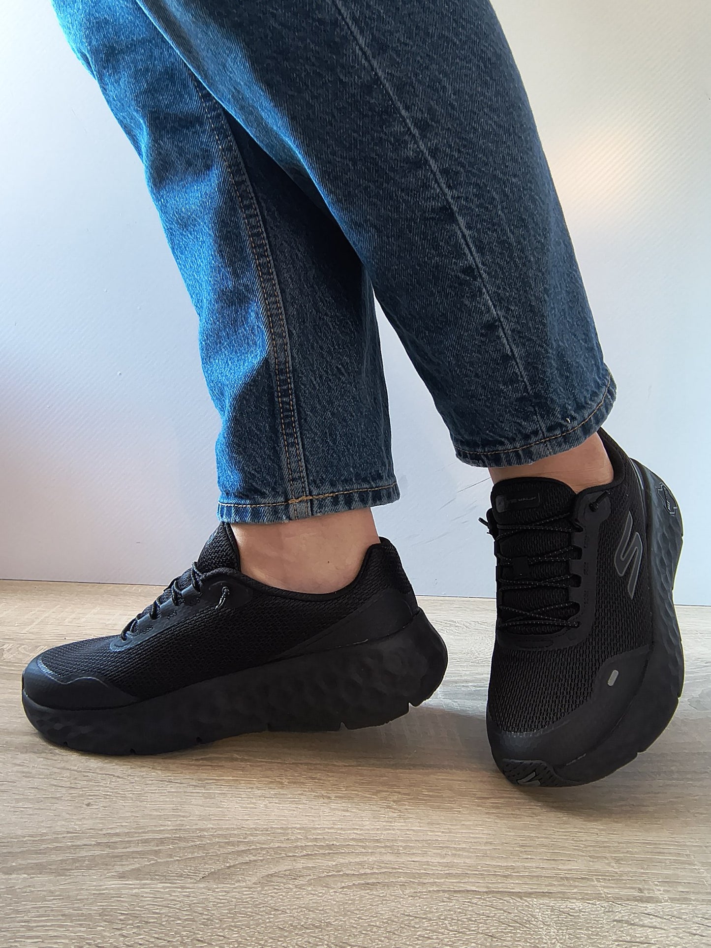 PANTOFI SPORT DAMĂ SKECHERS 126030 BBK NEGRI