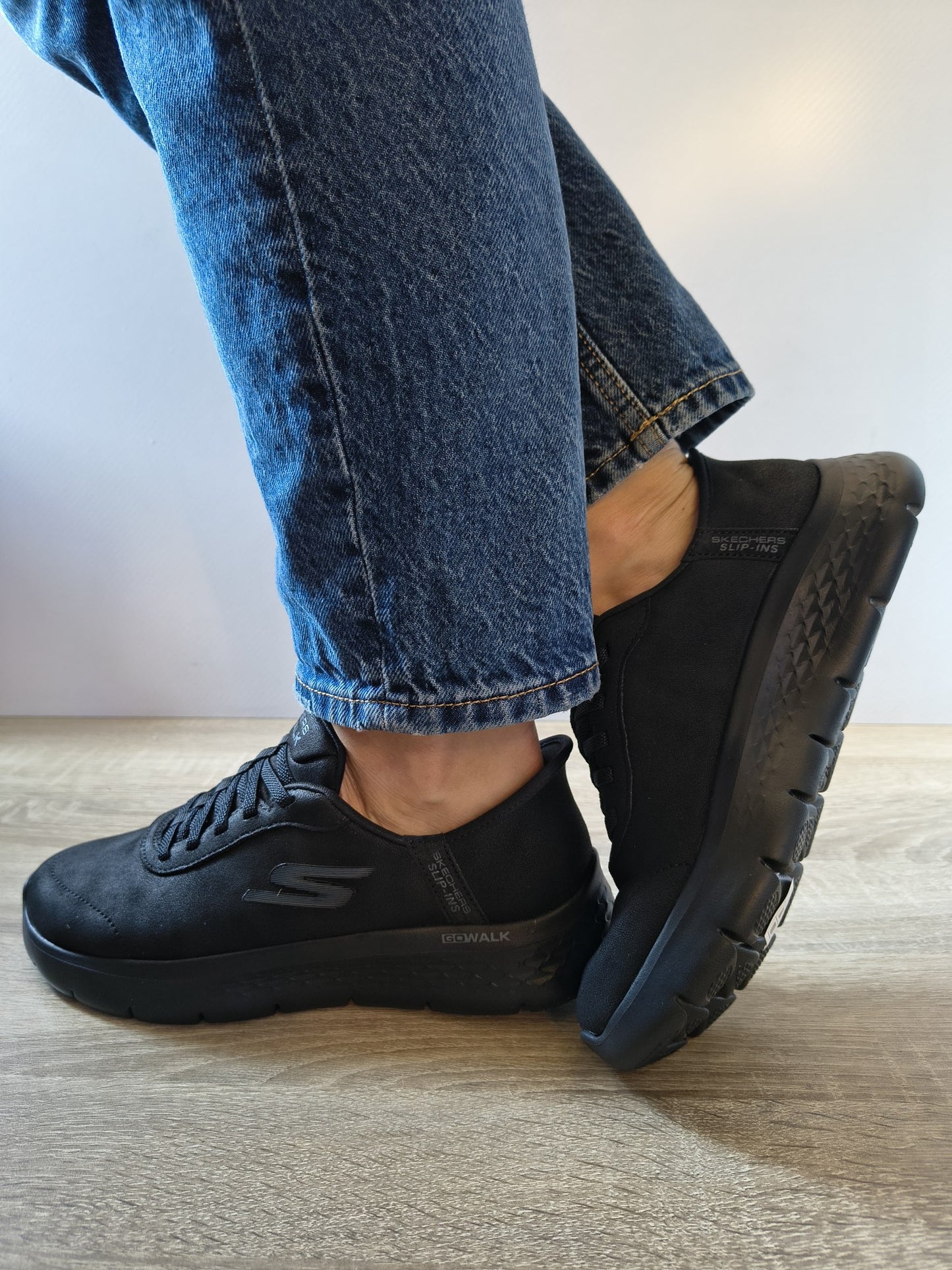 PANTOFI SPORT DAMĂ SKECHERS 124837 BBK NEGRI