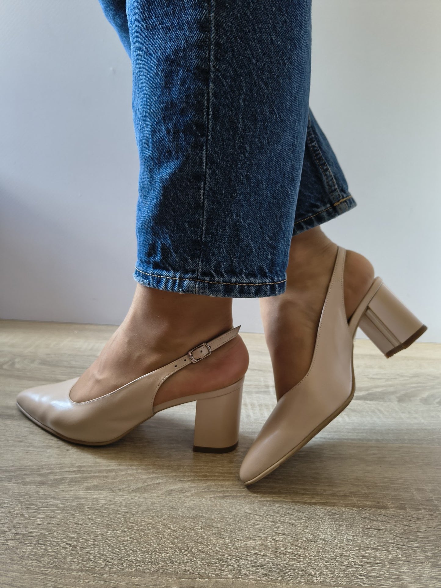 PANTOFI ELEGANȚI DAMĂ ANTONIO 8420 NUDE