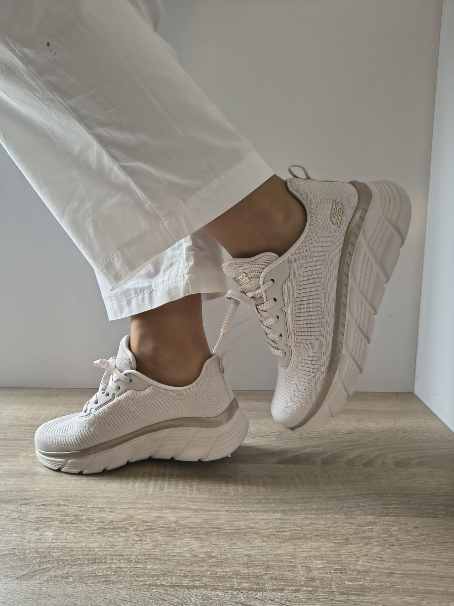 PANTOFI SPORT DAMĂ SKECHERS 117385 WTGD CREM