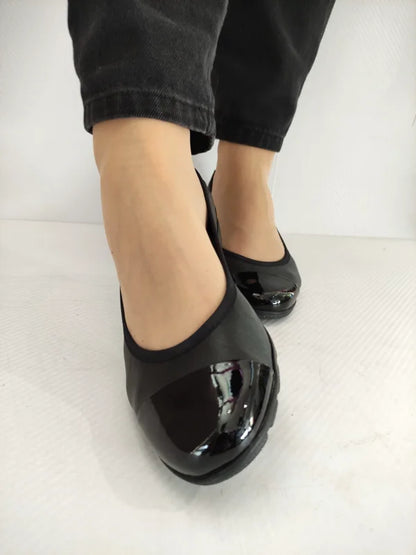 PANTOFI CASUAL DAMA CAPRICE 22152-42 NEGRI CU LAC