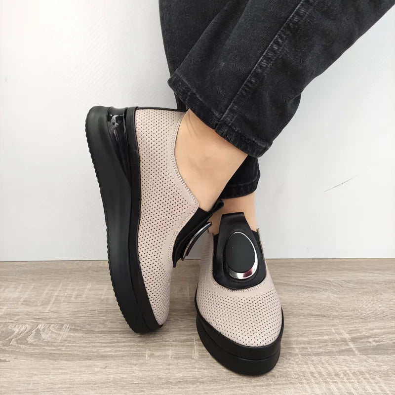 PANTOFI CASUAL DAMA DOGATI 2450-Z BEJ CU NEGRU - imagine 3