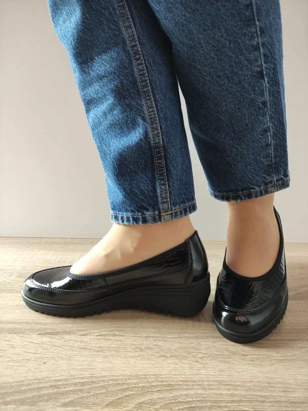 PANTOFI CASUAL DAMA KARISMA 60006A 01-O NEGRI LAC - imagine 2