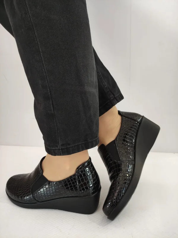 PANTOFI CASUAL DAMA KARISMA 60017B 01-O NEGRI CROCO - imagine 2