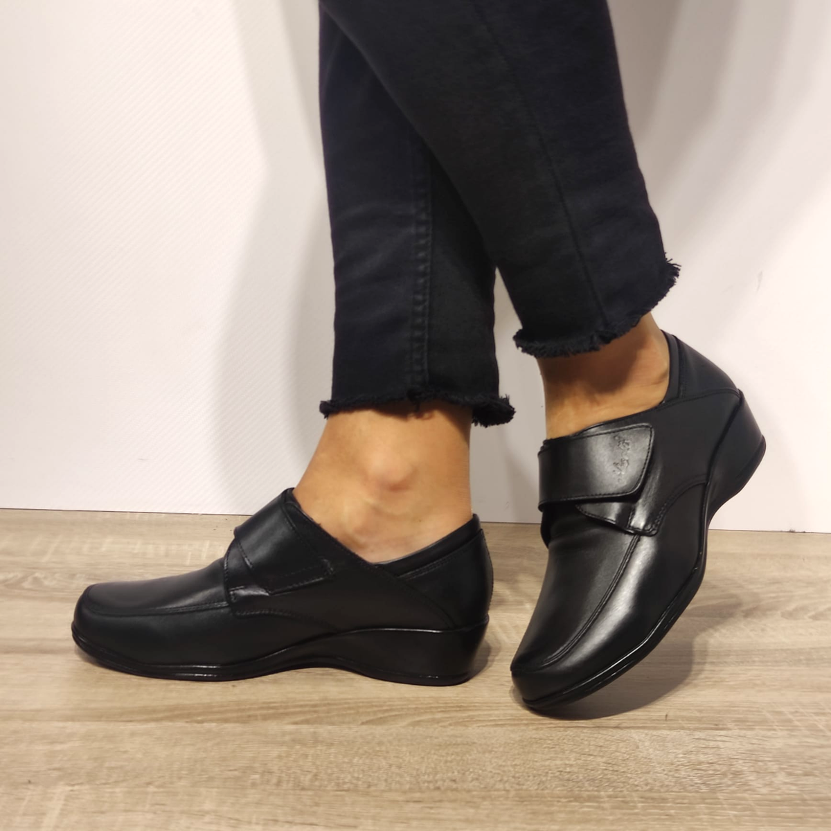PANTOFI CASUAL DAMA NICOLIS 10153 NEGRI - imagine 2