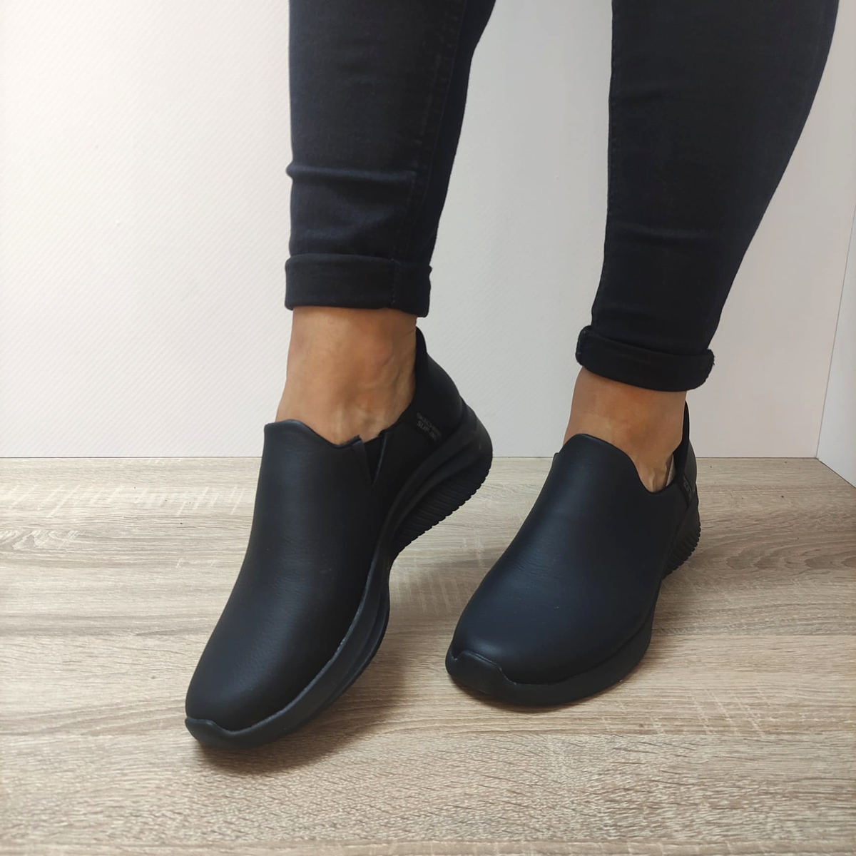 PANTOFI CASUAL DAMA SKECHERS 149593 BBK - imagine 5