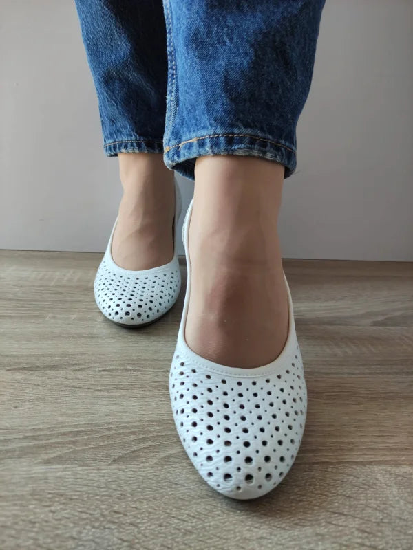 PANTOFI CASUAL PERFORATI DAMA RIEKER 41057-80 ALBI