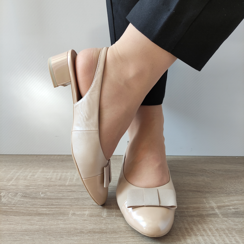 PANTOFI DECUPATI DAMA CAPRICE 29502-42 BEJ + LAC - imagine 4
