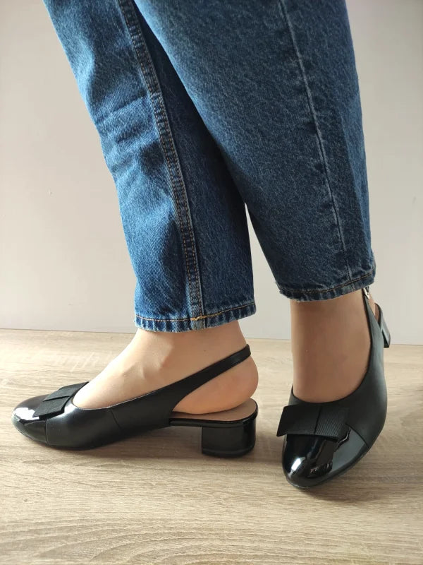 PANTOFI DECUPATI DAMA CAPRICE 29502-42 NEGRI CU LAC - imagine 2