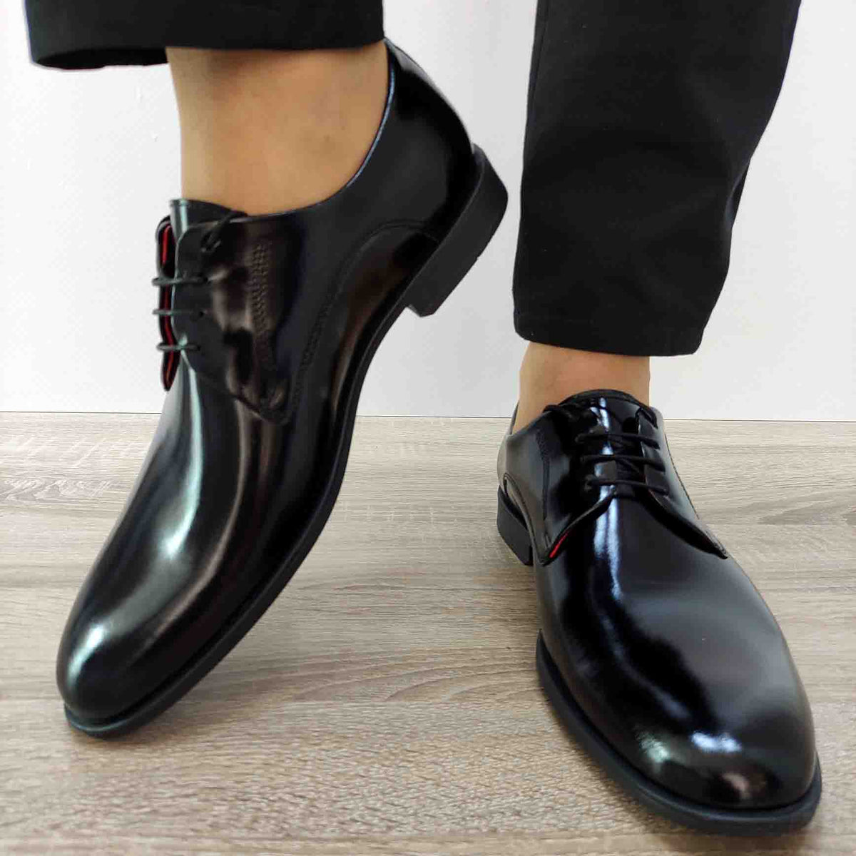 PANTOFI ELEGANTI BARBATI CONHPOL 9345-0013-00S09 NEGRI LACUIT - imagine 5