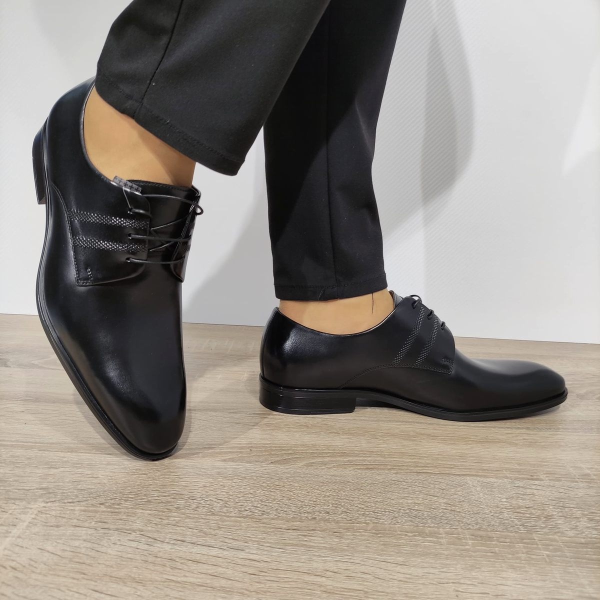 PANTOFI ELEGANTI BARBATI CONHPOL A158-2000-M5P28 NEGRI FLORANTIC - imagine 2