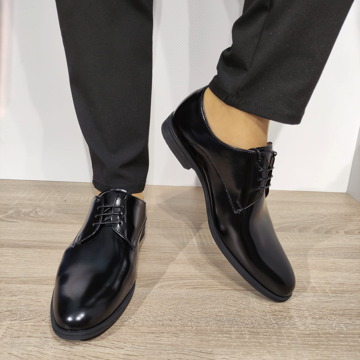 PANTOFI ELEGANTI BARBATI CONHPOL 8482-0017 NEGRI FLORANTIC - imagine 3