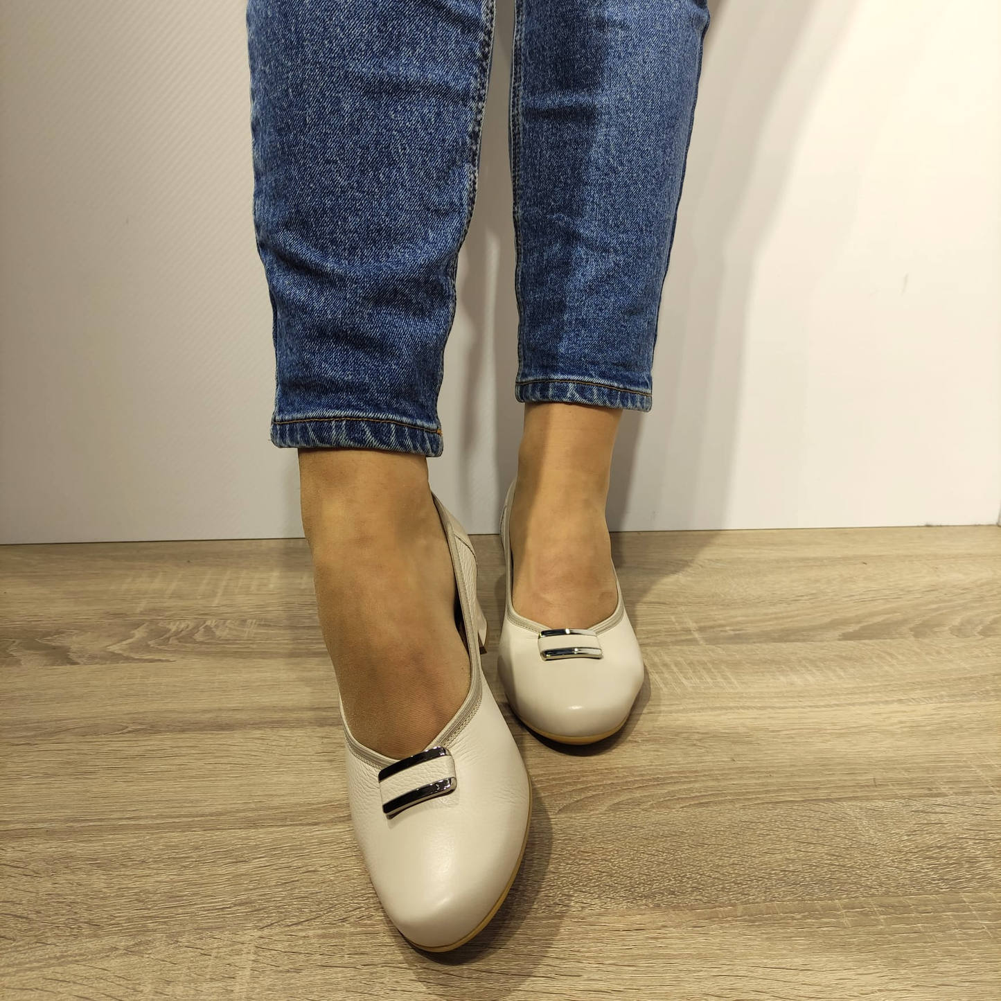 PANTOFI ELEGANTI DAMA AGA 9717.2644 BEJ