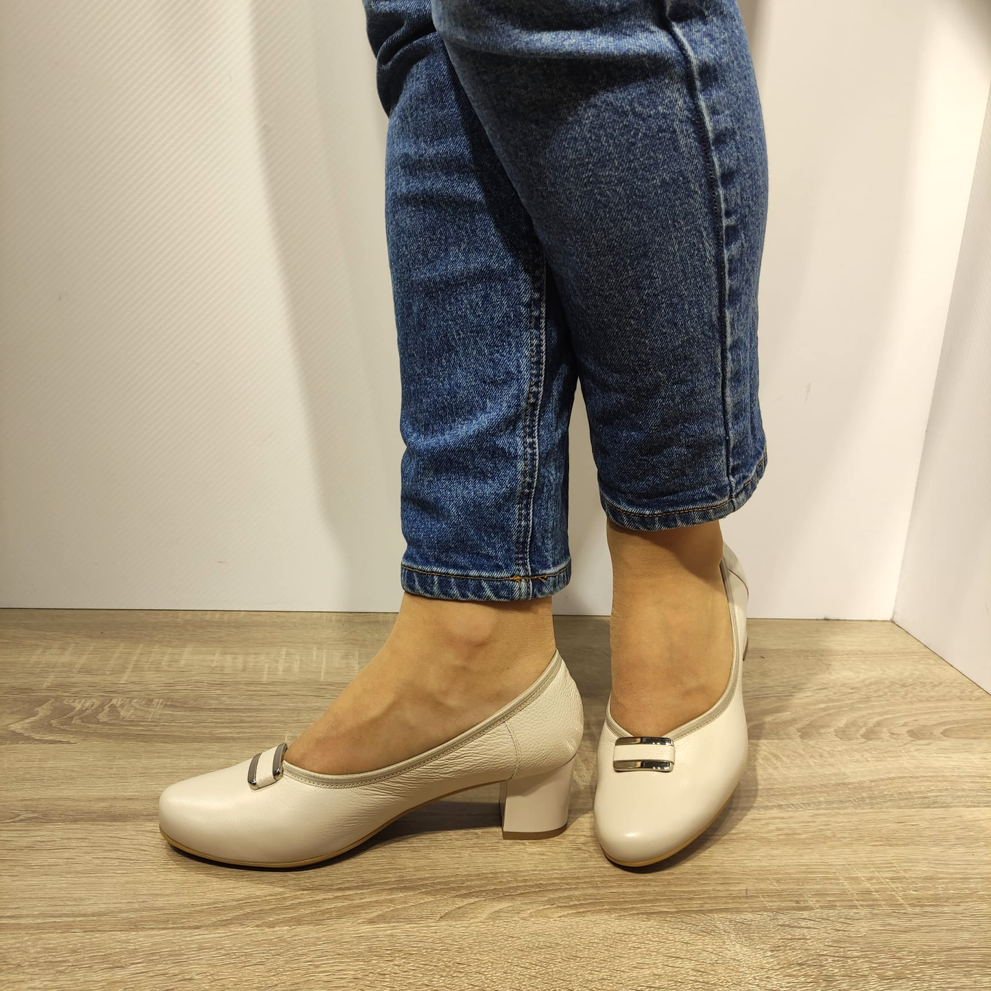 PANTOFI ELEGANTI DAMA AGA 9717.2644 BEJ