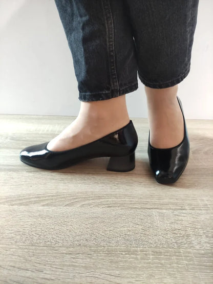 PANTOFI ELEGANTI DAMA CAPRICE 22303-43 NEGRI LAC