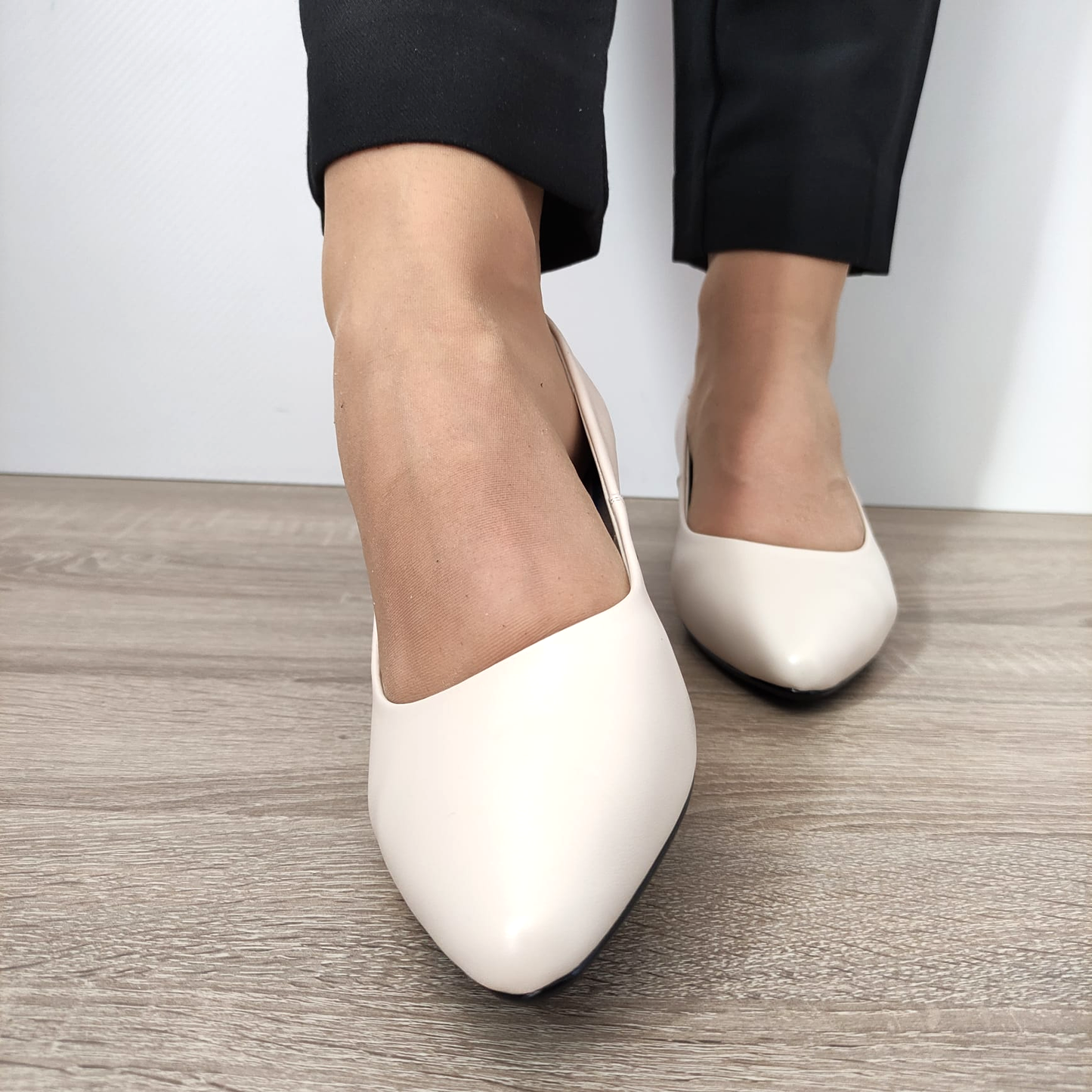 PANTOFI ELEGANTI DAMA FORMAZIONE 3028 CREM