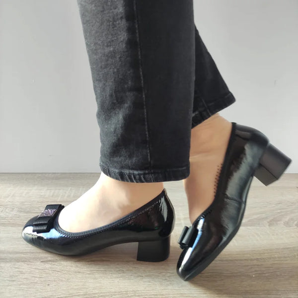 PANTOFI ELEGANTI DAMA KARISMA 50053A 01-L NEGRI LAC - imagine 2