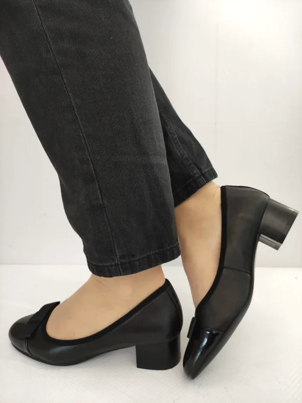 PANTOFI ELEGANTI DAMA PASS 160021C 01-N NEGRI CU LAC - imagine 2