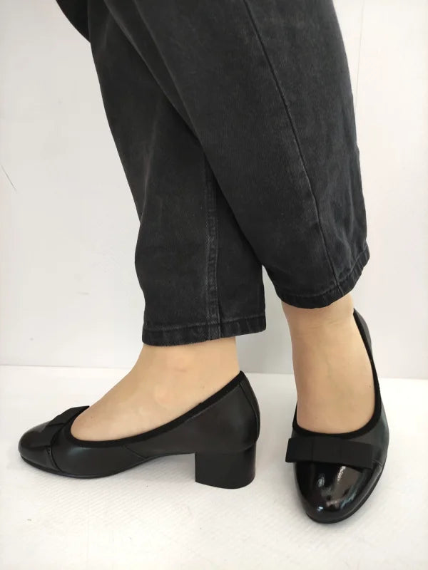 PANTOFI ELEGANTI DAMA PASS 160021C 01-N NEGRI CU LAC - imagine 3