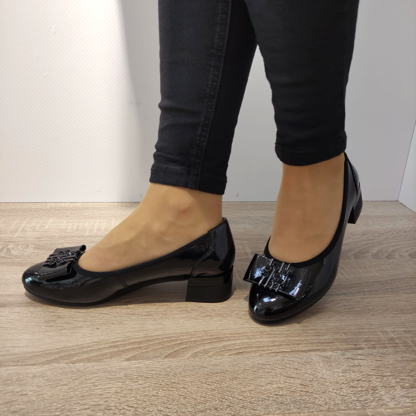 PANTOFI ELEGANTI DAMA PASS 687L-G11-01-L NEGRI