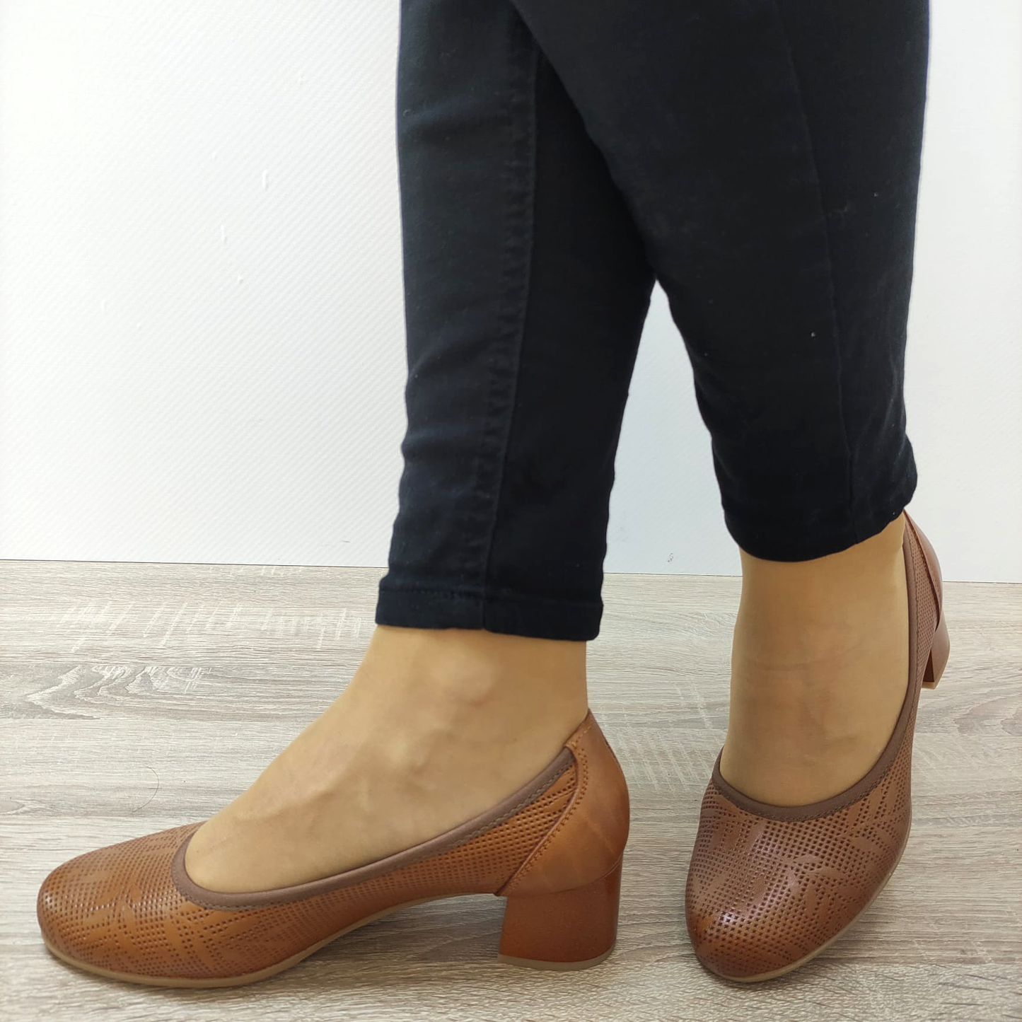 PANTOFI ELEGANTI DAMA PITILLOS 5092 MARO