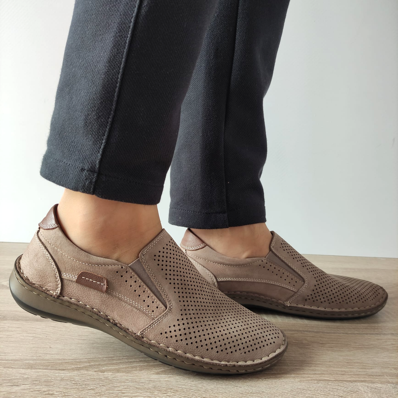 PANTOFI PERFORATI BARBATI DR JELLS 9505-1-10 BEJ BUFO - imagine 2