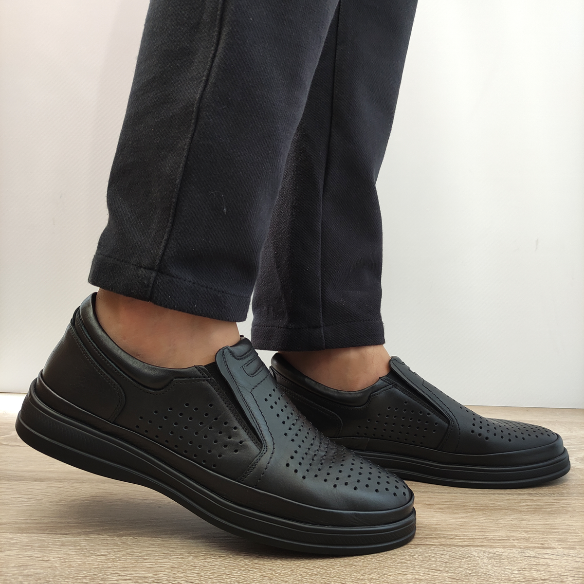 PANTOFI PERFORATI BARBATI NICOLIS 207637 NEGRI - imagine 3