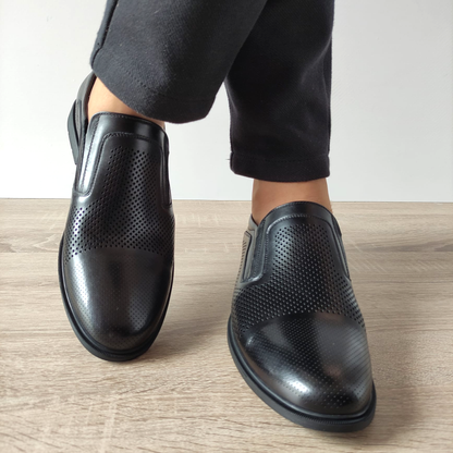 PANTOFI PERFORATI BARBATI OTTER 640003B 01-N NEGRI