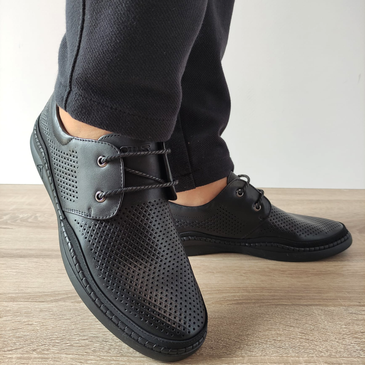 PANTOFI PERFORATI BARBATI OTTER 64000A 01-N NEGRI - imagine 3
