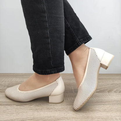 PANTOFI PERFORATI DAMA CAPRICE 22501-44 BEJ CREM NAPPA