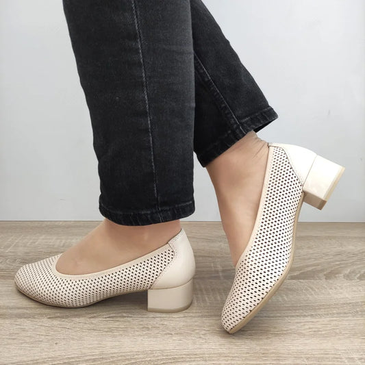PANTOFI PERFORATI DAMA CAPRICE 22501-44 BEJ CREM NAPPA