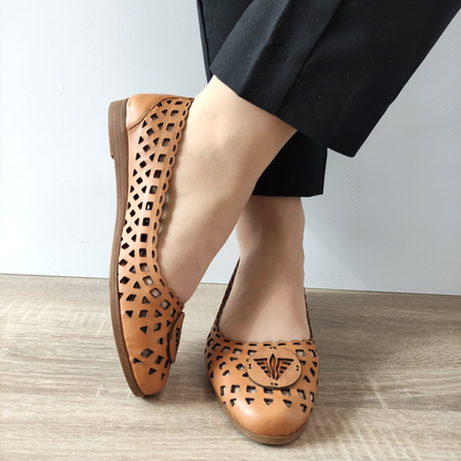 PANTOFI PERFORATI DAMA CASPIAN 103 CAMEL