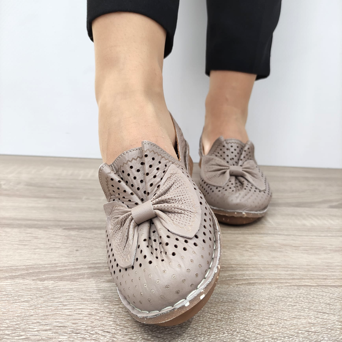 PANTOFI PERFORATI DAMA DOGATI 101131-1 GREJ - imagine 6