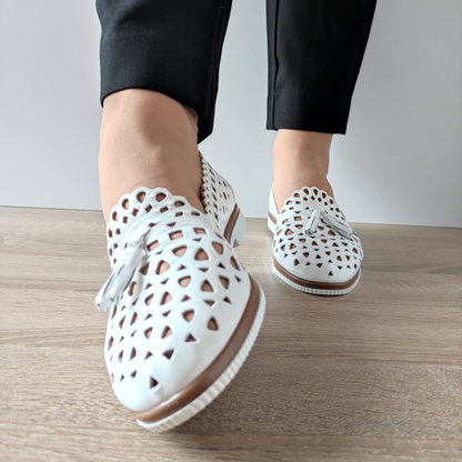 PANTOFI PERFORATI DAMA DOGATI 105-08 ALBI