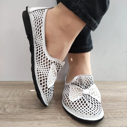 PANTOFI PERFORATI DAMA DOGATI 6670-02 ALBI
