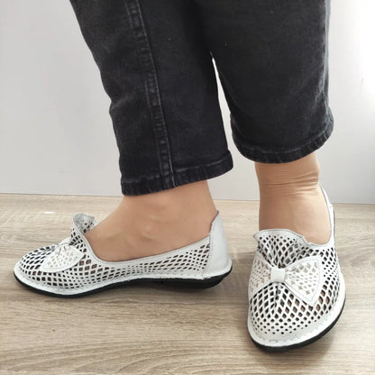 PANTOFI PERFORATI DAMA DOGATI 6670-02 ALBI