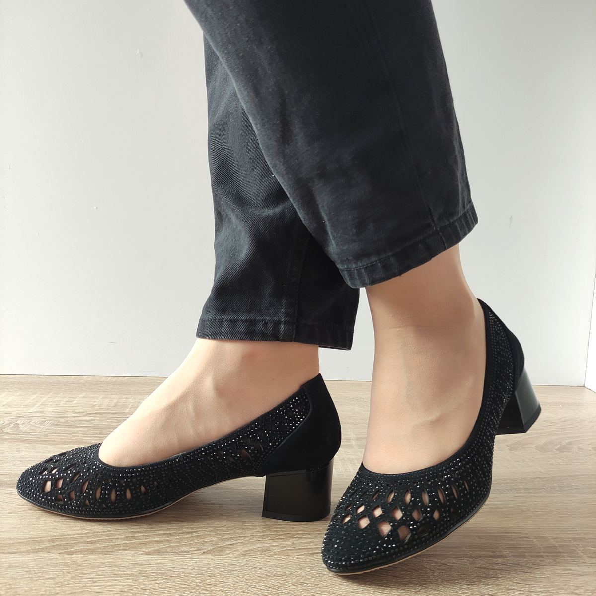 PANTOFI PERFORATI DAMA KARISMA 40023A 01-I NEGRI VELUR - imagine 5