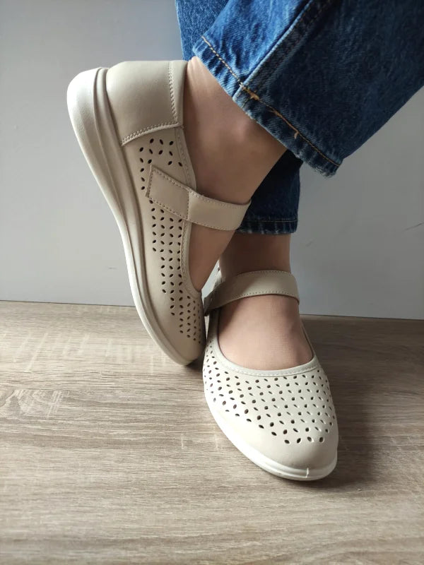 PANTOFI CASUAL PERFORATI DAMA KARISMA 60020B 03-N BEJ - imagine 3