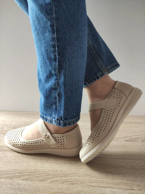 PANTOFI CASUAL PERFORATI DAMA KARISMA 60020B 03-N BEJ - imagine 4