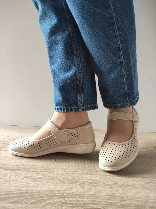 PANTOFI CASUAL PERFORATI DAMA KARISMA 60020B 03-N BEJ - imagine 2
