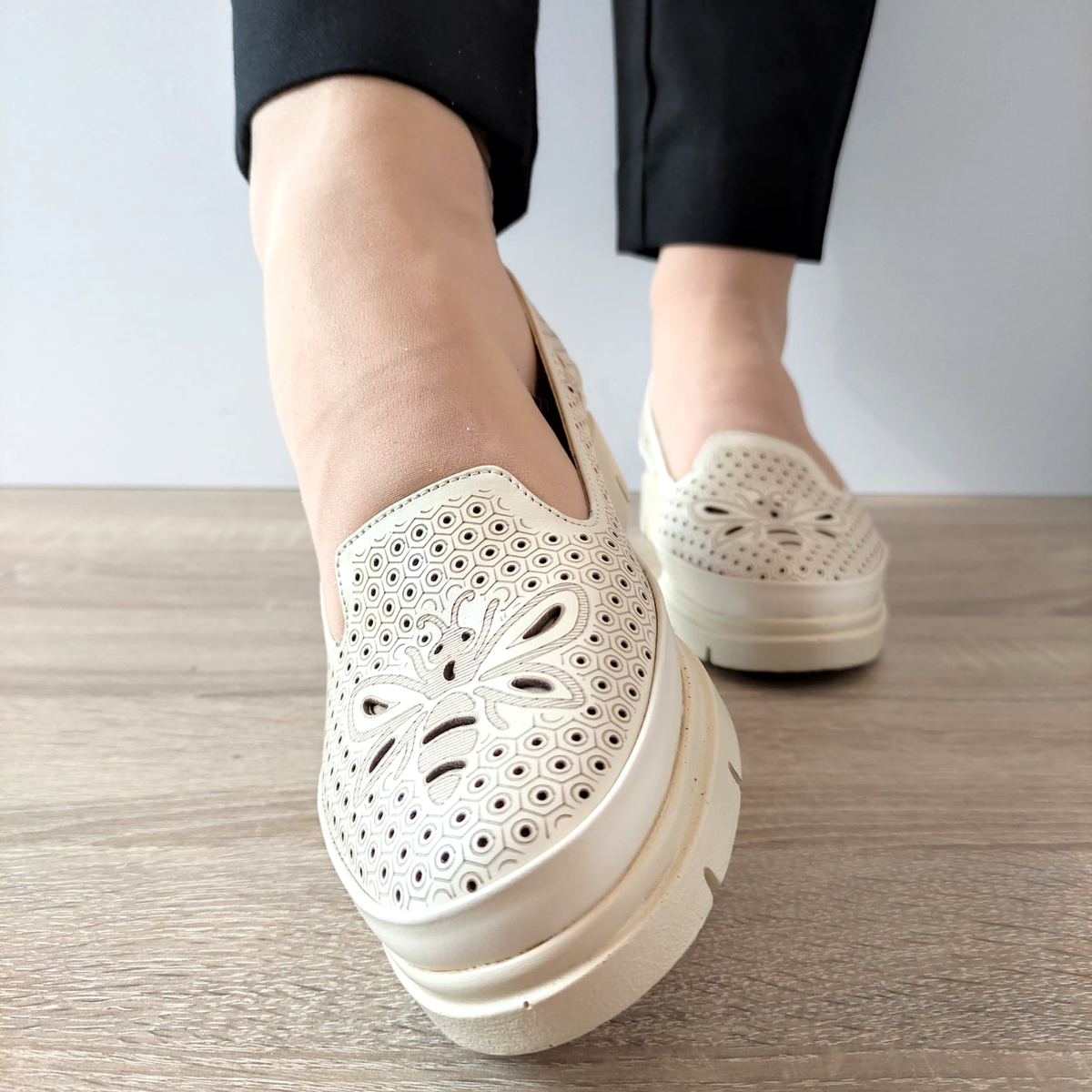 PANTOFI PERFORATI DAMA PERLLA 186-19 BEJ - imagine 5