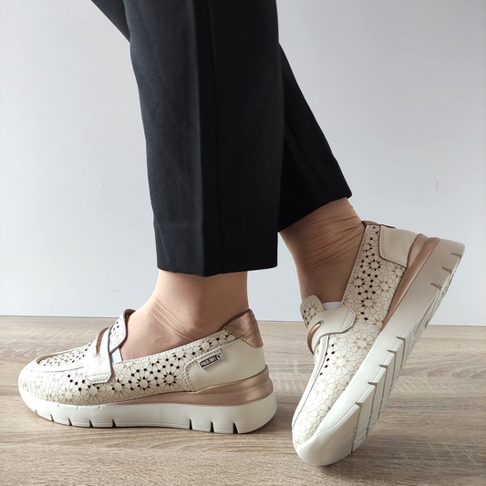 PANTOFI PERFORATI DAMA PIKOLINOS W4R-6518C1 BEJ NATA