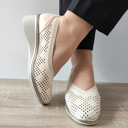 PANTOFI CASUAL PERFORATI DAMA PITILLOS 5741 BEJ